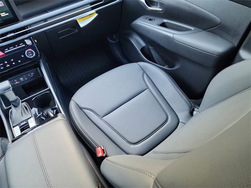 New 2025 Hyundai Tucson XRT image 14