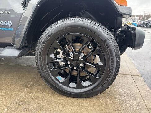 Used 2022 Jeep Wrangler Unlimited Sahara 4xe image 50