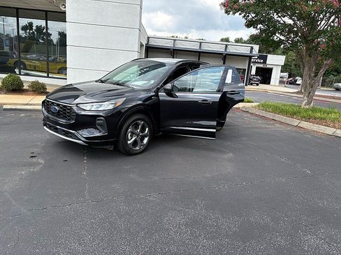 Used 2024 Ford Escape ST-Line AWD/4WD image 7