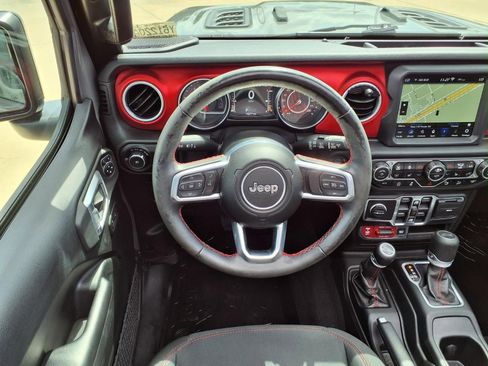 Used 2020 Jeep Wrangler Unlimited Rubicon AWD/4WD image 18