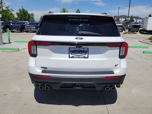 Certified 2025 Ford Explorer ST AWD/4WD image 12