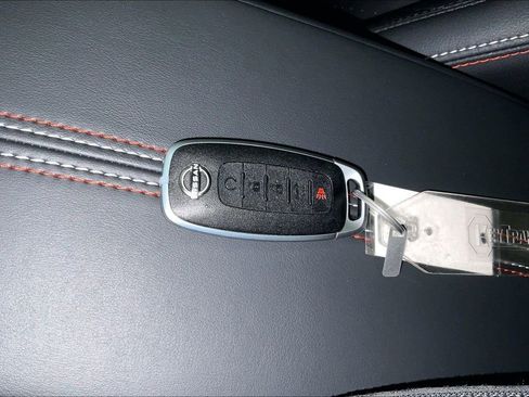 New 2026 Nissan Altima 2.5 SR w/ SR Premium Package FWD image 34