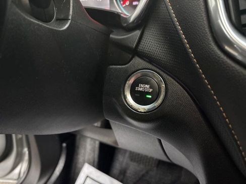 Used 2020 Chevrolet Equinox Premier image 20