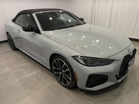 Used 2023 BMW 430i xDrive Convertible w/ M Sport Package image 3