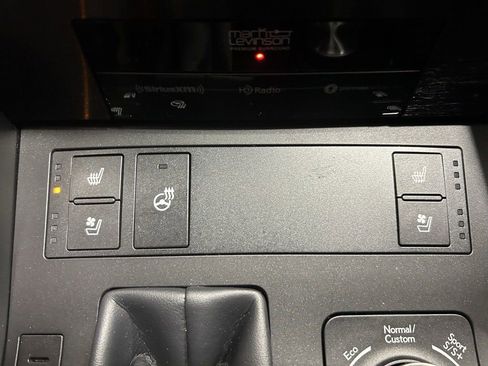 Used 2021 Lexus IS 350 F Sport w/ Dynamic Handling Package image 5