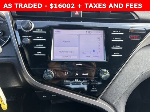Used 2020 Toyota Camry SE image 23