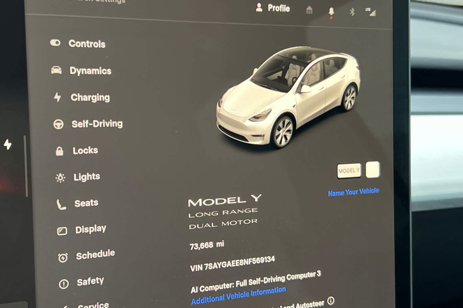 Used 2022 Tesla Model Y Long Range AWD/4WD image 26