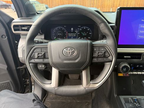 Used 2024 Toyota Tacoma 4x4 Double Cab Hybrid image 9