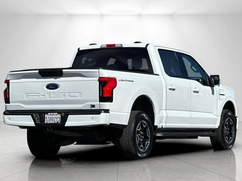 Used 2023 Ford F150 Lightning XLT AWD/4WD image 3
