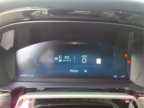 Used 2023 Lincoln Corsair Reserve w/ Equipment Group 202A AWD/4WD image 16