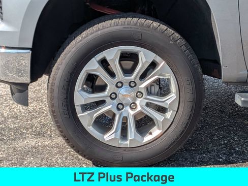 Used 2025 Chevrolet Silverado 1500 LTZ w/ Technology Package RWD image 13