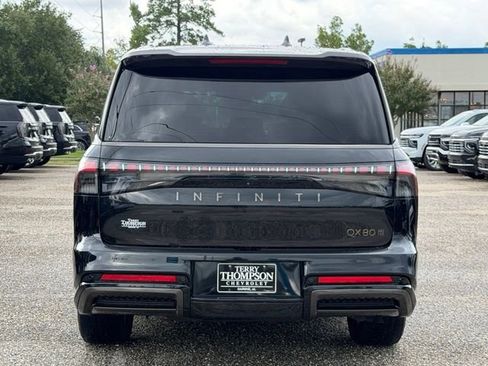 Used 2025 INFINITI QX80 Autograph AWD/4WD image 3