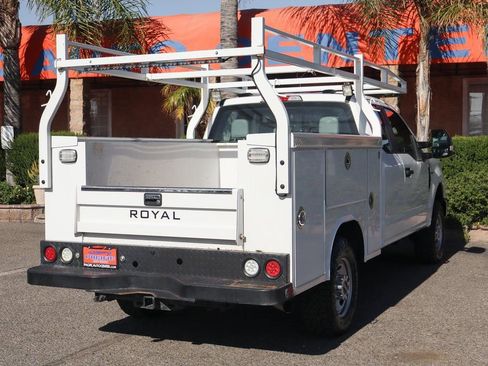 Used 2020 Ford F250 XL w/ Power Equipment Group image 10