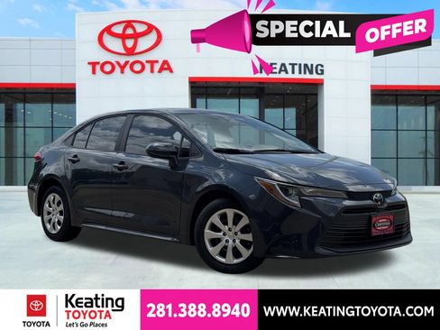 Used 2026 Toyota Corolla LE FWD image 1