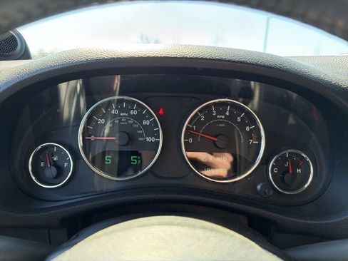 Used 2014 Jeep Wrangler Unlimited Sahara w/ Connectivity Group image 37