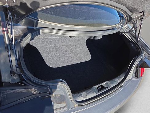 Used 2024 Ford Mustang Coupe image 8