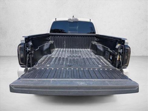 Used 2021 Toyota Tacoma TRD Off-Road AWD/4WD image 6