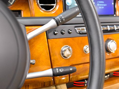 Used 2013 Rolls-Royce Phantom Sedan RWD image 81