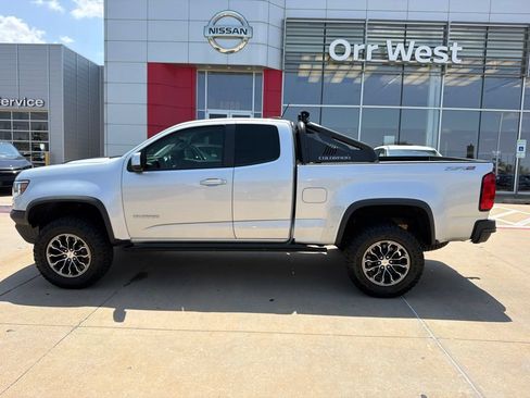 Used 2017 Chevrolet Colorado ZR2 AWD/4WD image 2