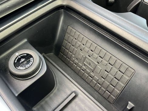 Used 2025 Ford Expedition Max Platinum AWD/4WD image 21