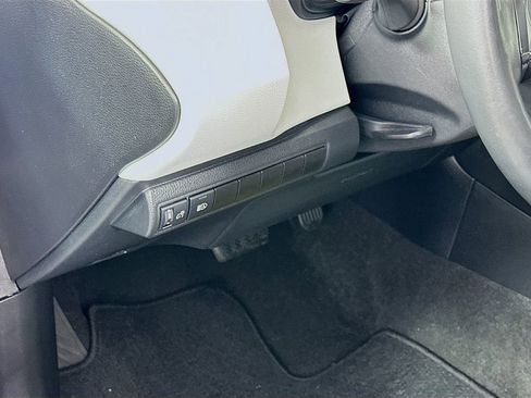 Used 2024 Toyota Corolla SE image 10