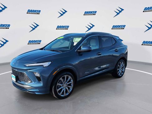 Used 2024 Buick Encore GX Avenir w/ Avenir Convenience Package image 4