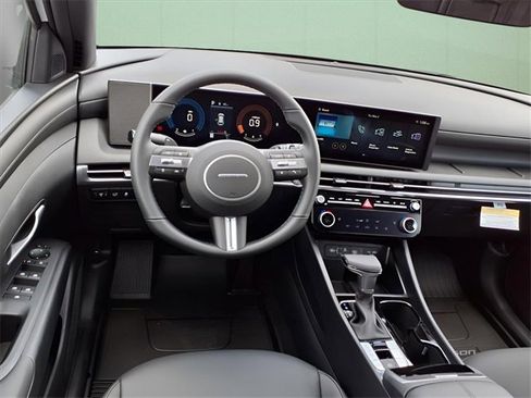 New 2025 Hyundai Tucson XRT image 7