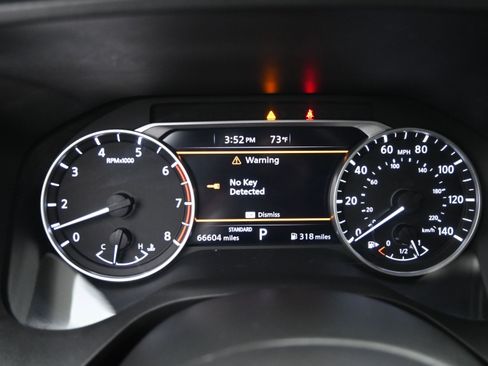 Used 2022 Nissan Rogue SV image 13