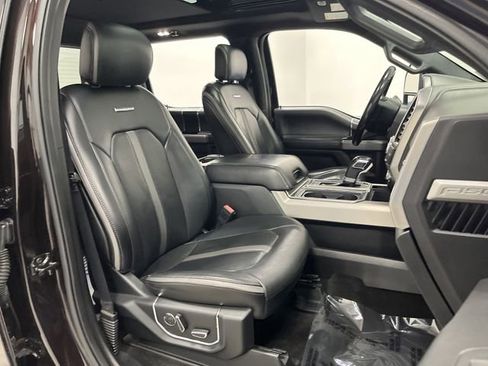 Used 2018 Ford F150 Platinum w/ Equipment Group 701A Luxury image 34