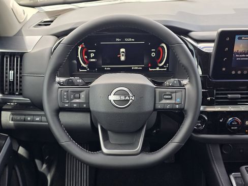 New 2026 Nissan Pathfinder SL AWD/4WD image 15