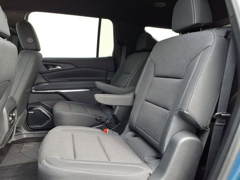 New 2026 Chevrolet Traverse LT w/ Enhanced Driving Package image 6