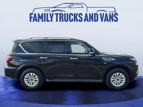 Used 2021 Nissan Armada SV image 6