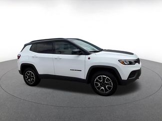 Used 2025 Jeep Compass Trailhawk AWD/4WD video 2