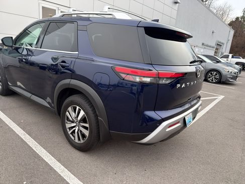 Certified 2022 Nissan Pathfinder SL image 7