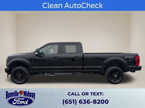 Used 2022 Ford F350 Lariat w/ Black Appearance Package image 4