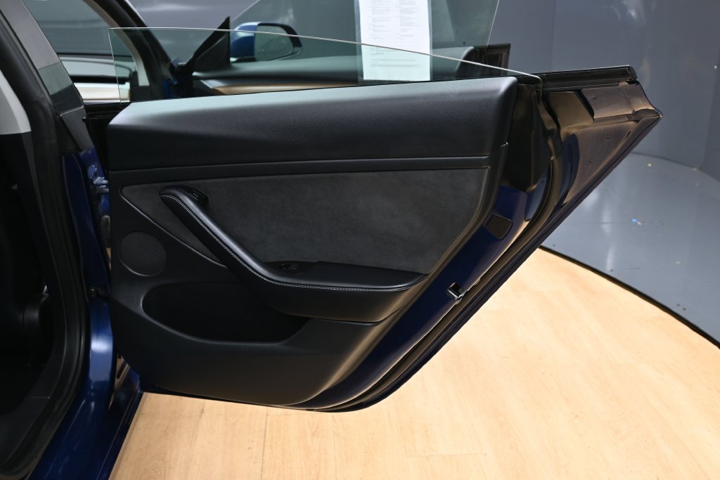 Used 2022 Tesla Model 3 RWD image 33