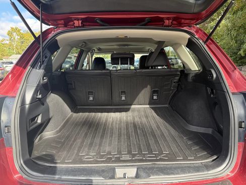 Used 2018 Subaru Outback 2.5i Limited w/ Popular Package #2 image 11