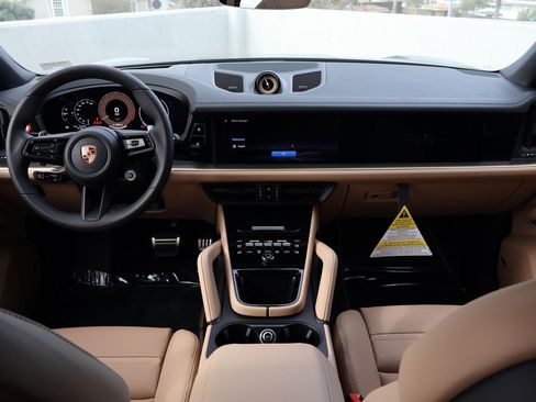 New 2026 Porsche Cayenne S image 22