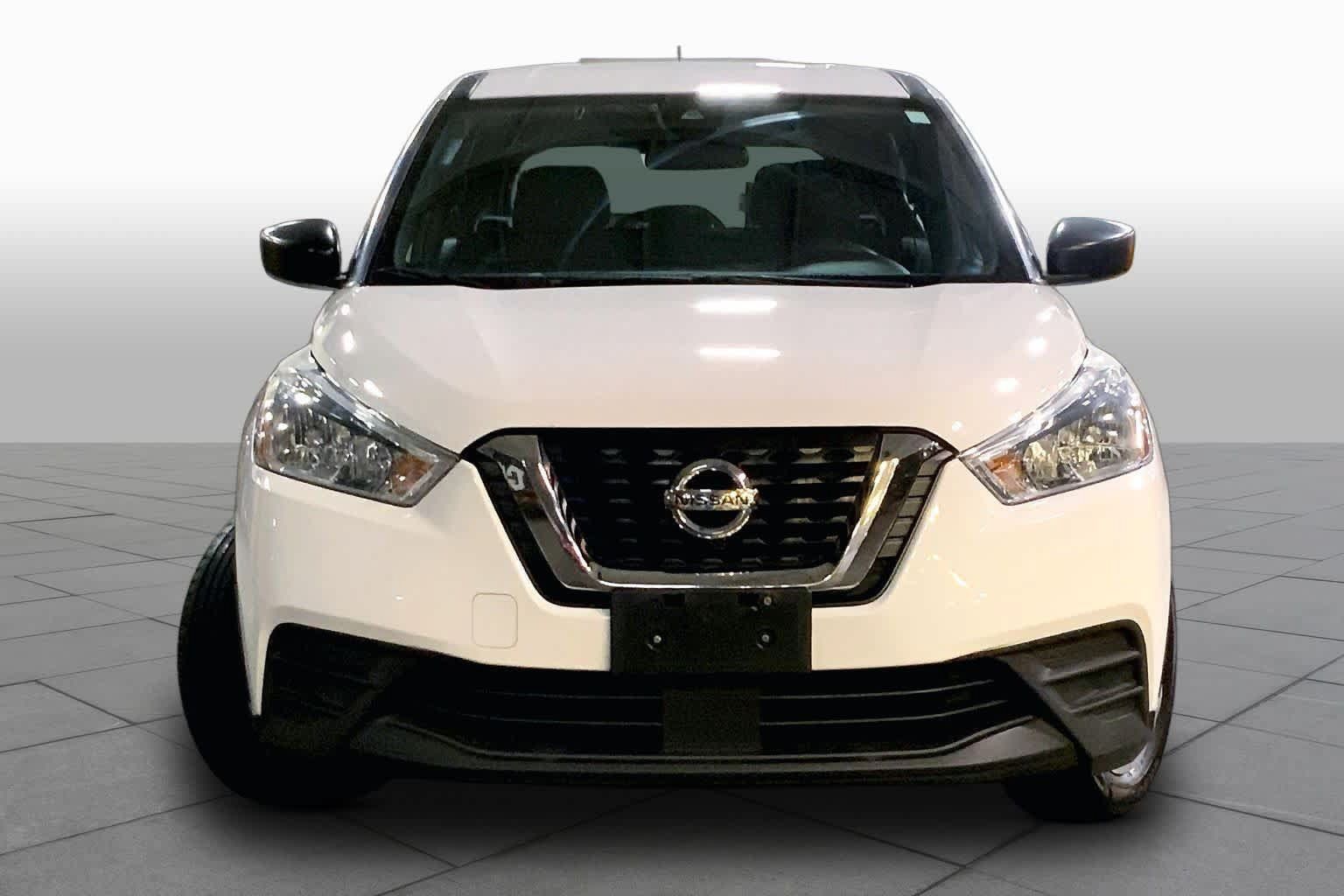 Used 2020 Nissan Kicks S FWD image 4