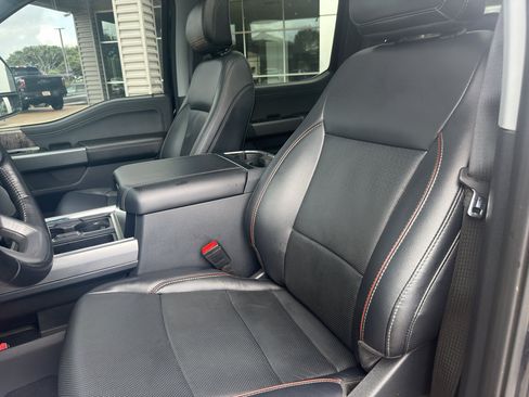 Used 2024 Ford F250 Lariat w/ Lariat Ultimate Package AWD/4WD image 25