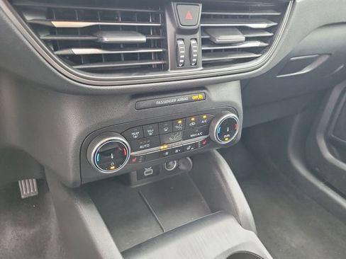 Used 2024 Ford Escape Active AWD/4WD image 23