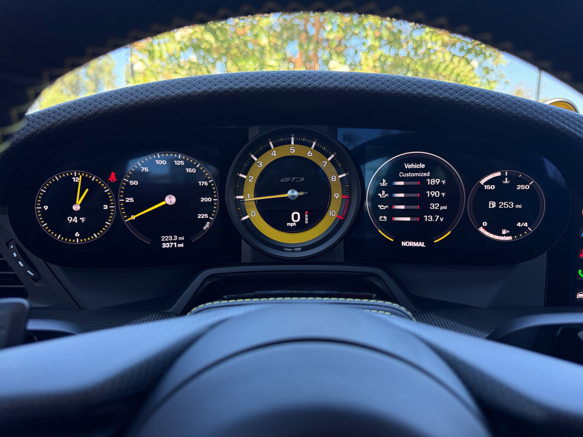 Certified 2024 Porsche 911 GT3 RWD image 17