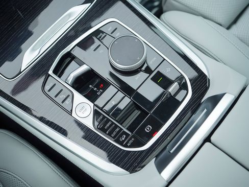 New 2026 BMW X5 xDrive50e w/ M Sport Package image 19