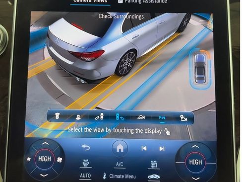 Used 2023 Mercedes-Benz C 43 AMG 4MATIC Sedan image 23