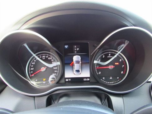 Used 2018 Mercedes-Benz C 300 Sedan image 13