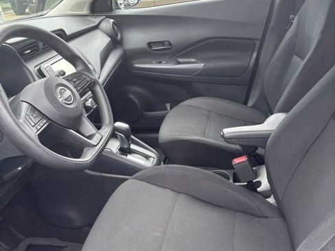 Used 2024 Nissan Kicks S FWD image 19
