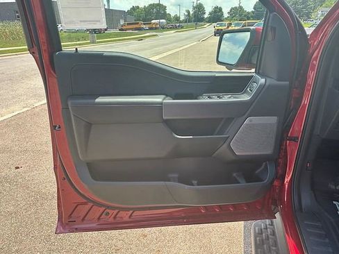 New 2025 Ford F150 Lightning Lariat image 16