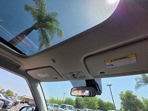 New 2025 Hyundai Venue SEL image 12