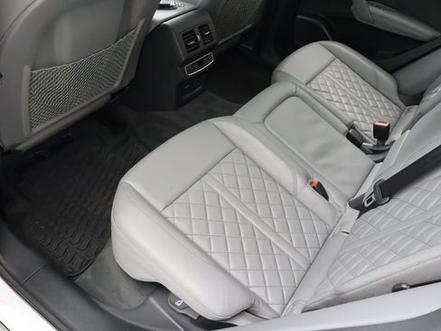 Used 2021 Audi SQ5 Premium Plus w/ Premium Plus Package AWD/4WD image 34