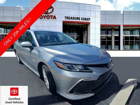 Used 2023 Toyota Camry LE FWD image 1
